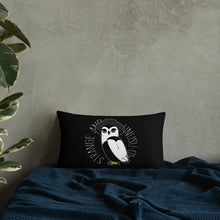 Load image into Gallery viewer, Noctua Strange and Unusu-Owl Pillow