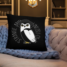 Load image into Gallery viewer, Noctua Strange and Unusu-Owl Pillow