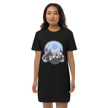 Load image into Gallery viewer, Raven Skulls T-shirt Dress
